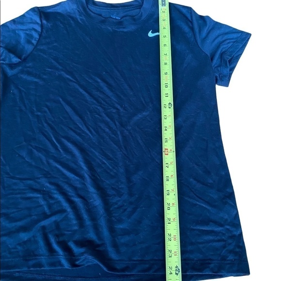 Nike Tee Dri-Fit Sportswear Black and White Women’s Top Size Large - Picture 7 of 7